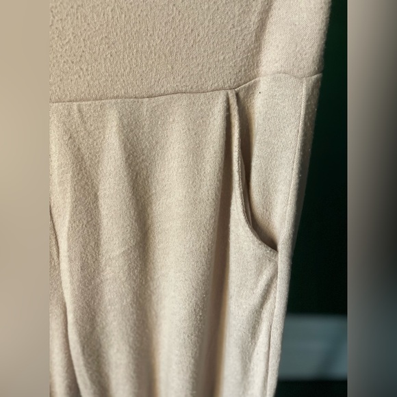 Venus Cozy Hacci Duster and Jogger Set in Khaki - Picture 15 of 15